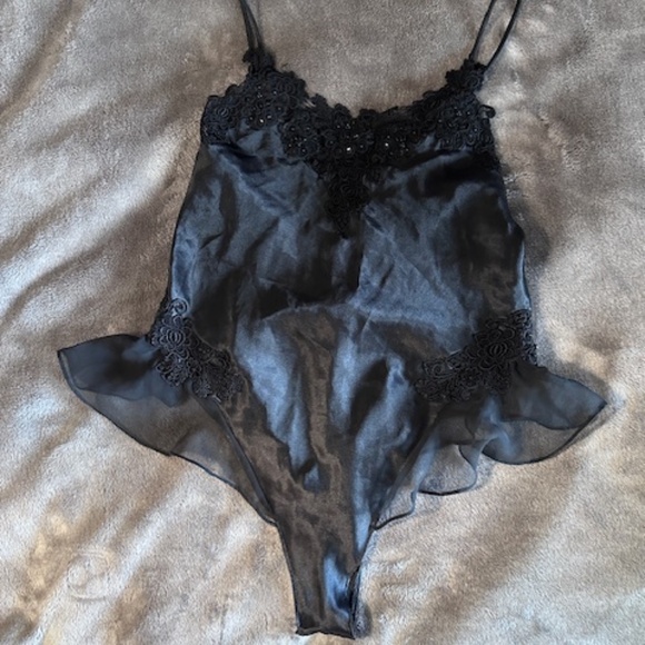 Silk & Satin Black Romper with Chiffon, lace and sparkle stones. Small size - Picture 1 of 12